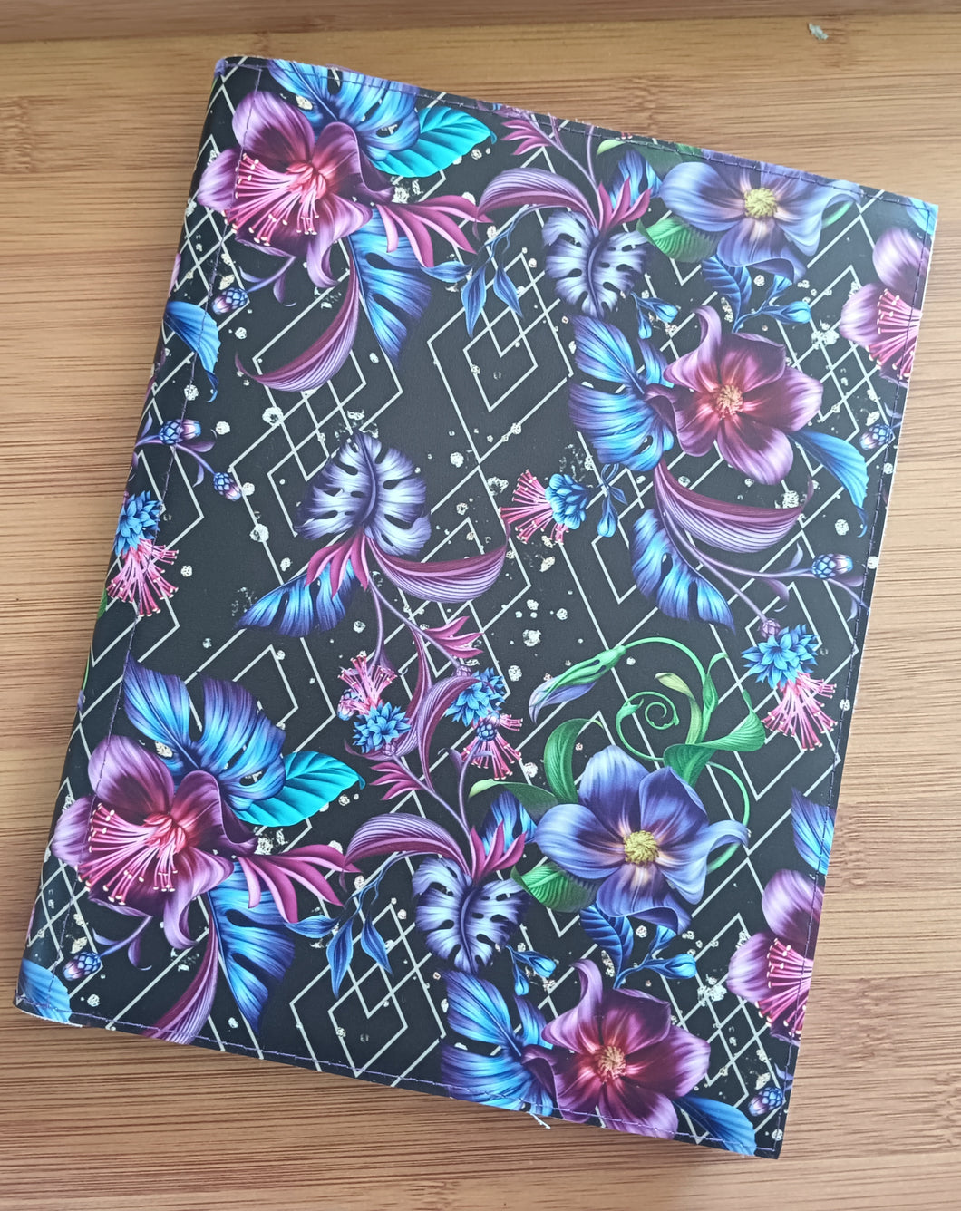 Vinyl Notebook Holders A5 purple flowers